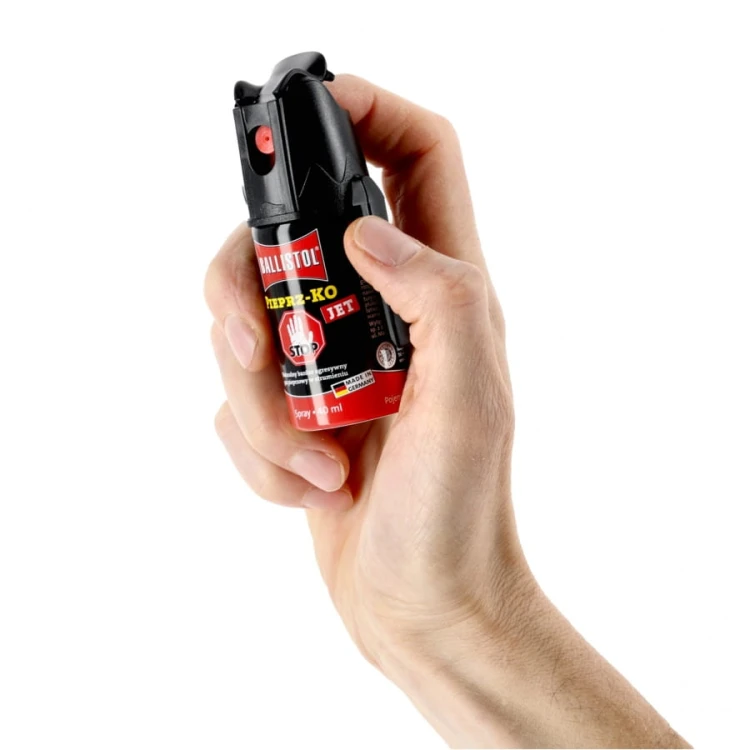Gaz Klever KO 40 ml – kompaktowy rozmiar w dłoni