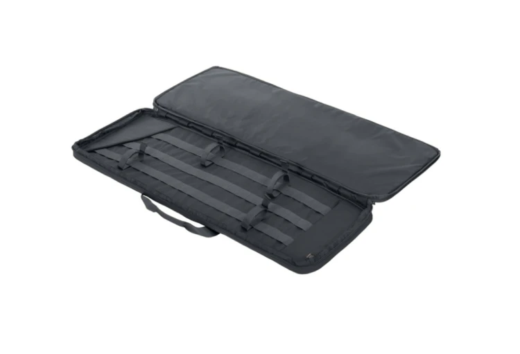 komora główna pokrowca Double Upper Rifle Bag z umieszczonym karabinkiem AR