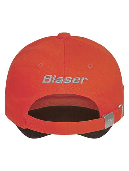zbliżenie na haftowane logo Blaser gali na czapce Blaser Driven Hunt