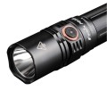 boczny przycisk zmiany trybów w latarce Fenix PD35 V3.0