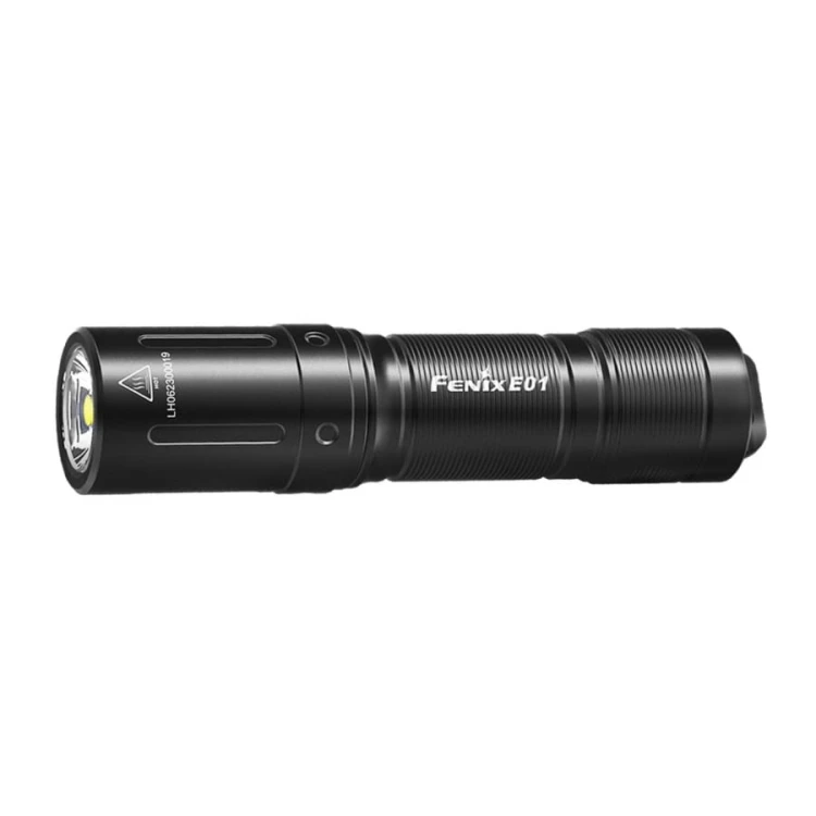 Latarka diodowa Fenix E01 V2.0 czarna – widok z przodu