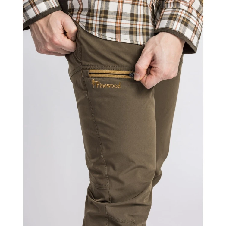 Spodnie outdoorowe Pinewood 5318 – kieszenie cargo