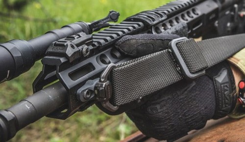 Ucho zawieszenia Magpul QDM Quick disconnect swivel
