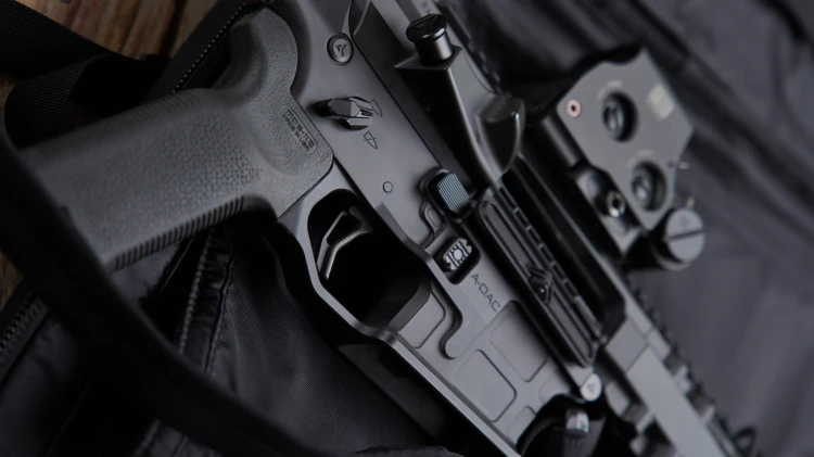 Karabinek AR15 Radian Model 1 223REM 14,5" BLK