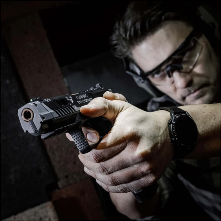 Pistolet Canik TTI Combat kal. 9x19 mm smoke