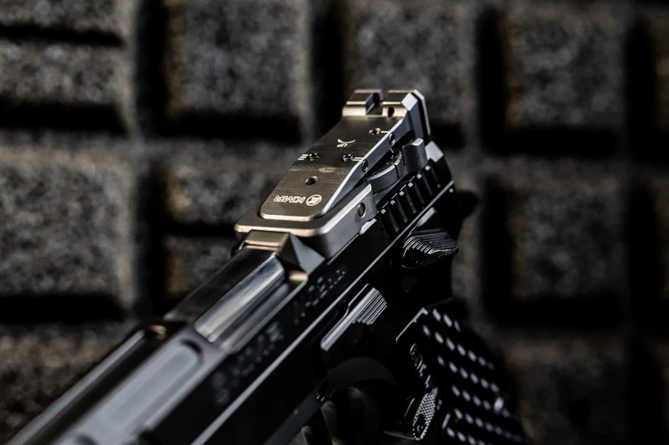 Pistolet KMR W-02 Cuda OR SA 6" 9mm luger