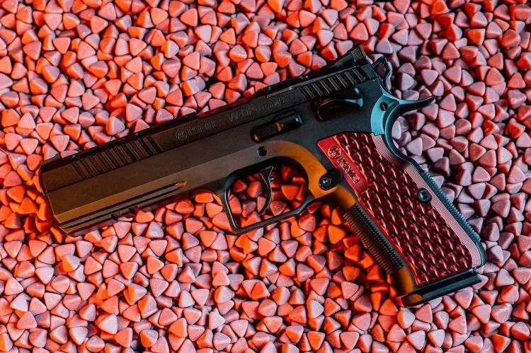 Pistolet KMR W-02 Spectra S OR SA/DA 5" 9mm luger