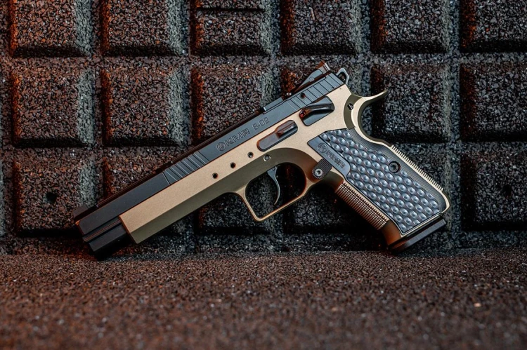 Pistolet KMR S-02 OR SA 6" 22LR Brązowo-Czarny