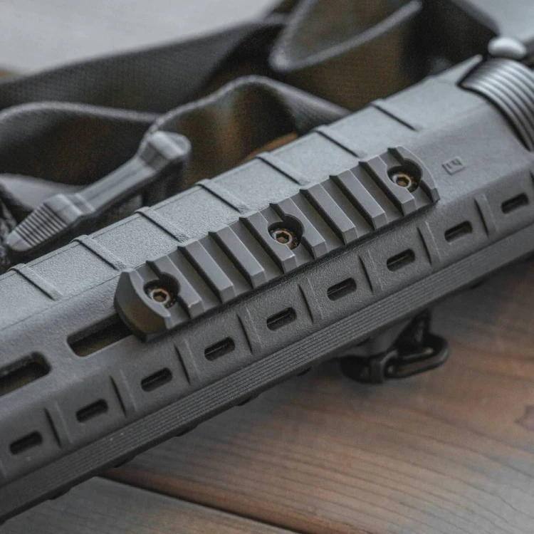 Szyna Magpul Picatinny aluminiowa 9 slotów M-Lok