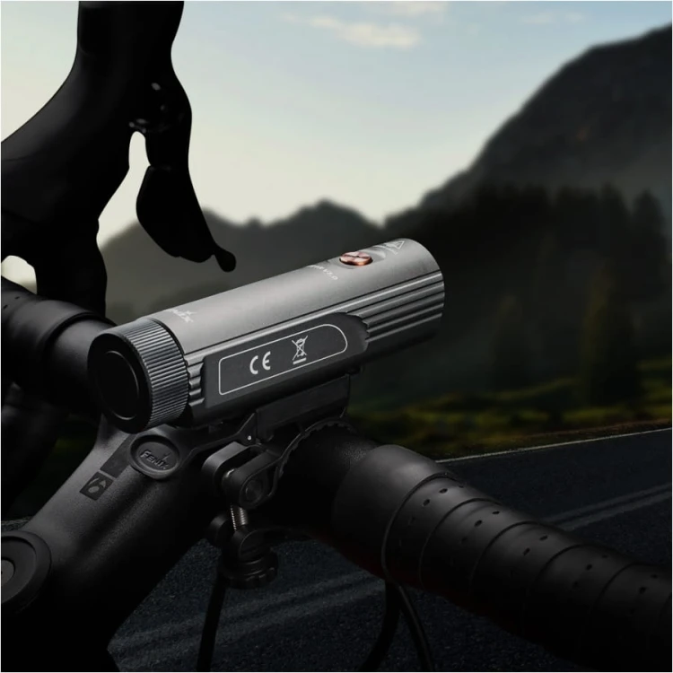 lampa-rowerowa-fenix-bc21r-v3-0-aa04ba034aa0448e8955cfe175def8d2-867640b4.jpg