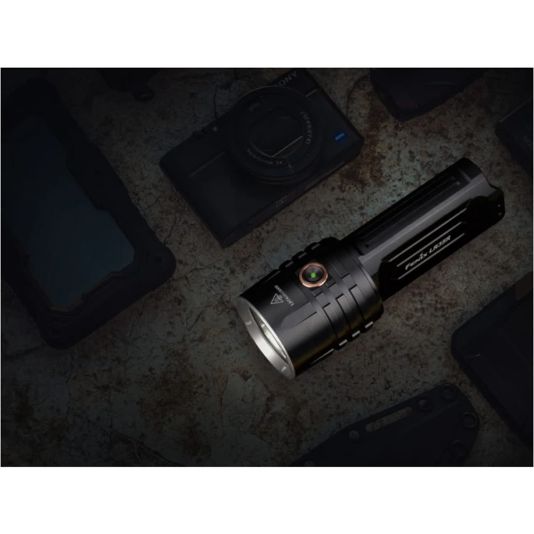 Latarka LED Fenix LR35R czarna