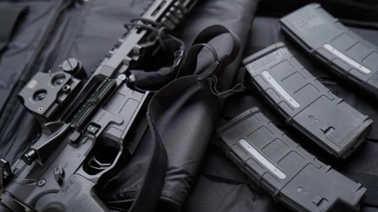 Karabinek AR15 Radian Model 1 223REM 17,5" BLK + EOTech