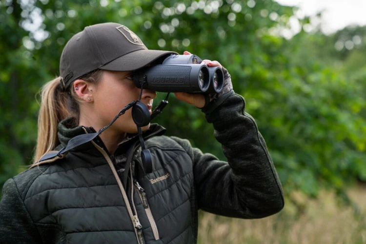 Czapka Deerhunter Shield zielona – widok z boku
